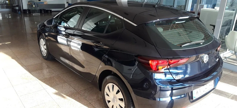 Opel Astra cena 47900 przebieg: 166124, rok produkcji 2018 z Lublin małe 379